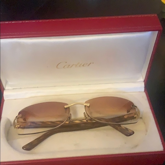 Cartier sunglasses 100% real deal - Picture 2 of 4